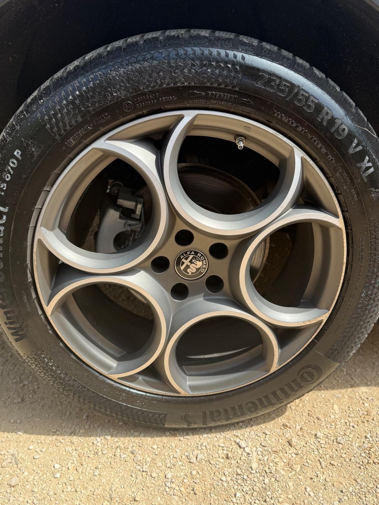 Alfa Romeo Stelvio 2.2 Turbodiesel 190 CV AT8 Q4 Sprint FULL