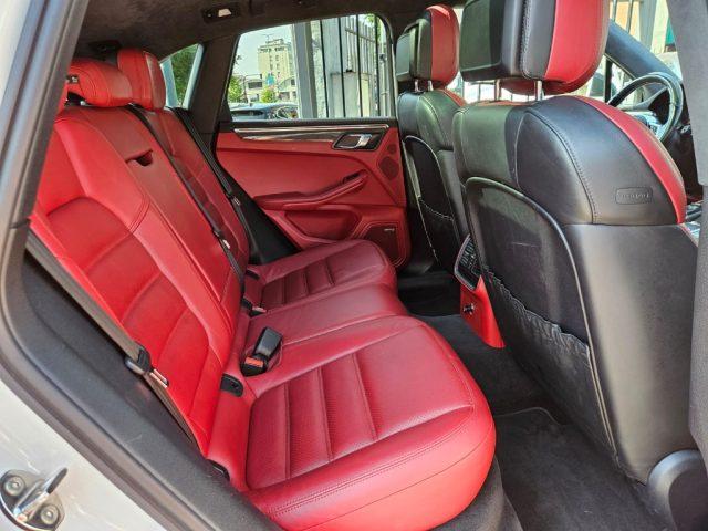 PORSCHE Macan 3.6 Turbo
