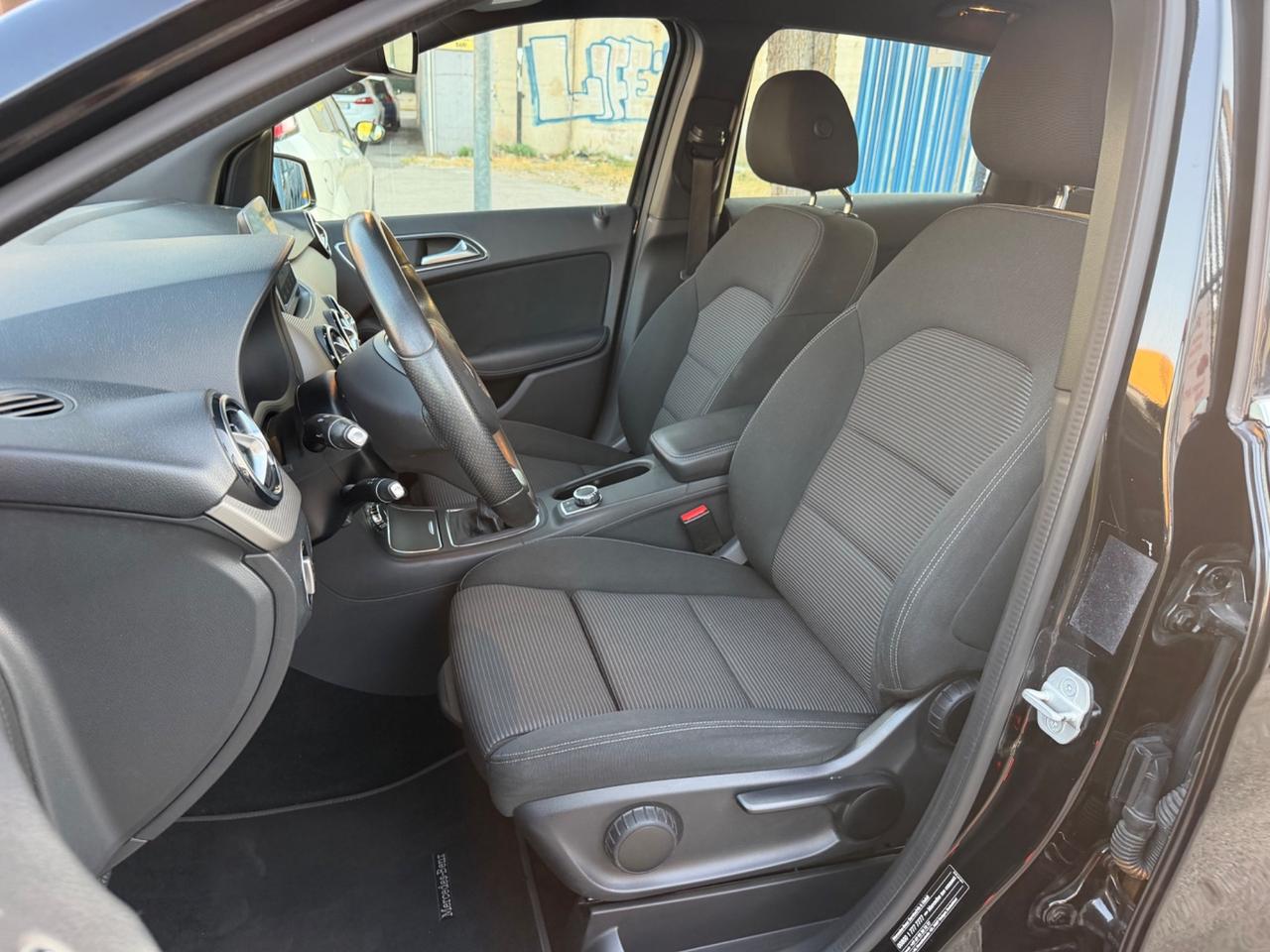 Mercedes-benz B 180 Premium 1.5 dci 110 cv Navig