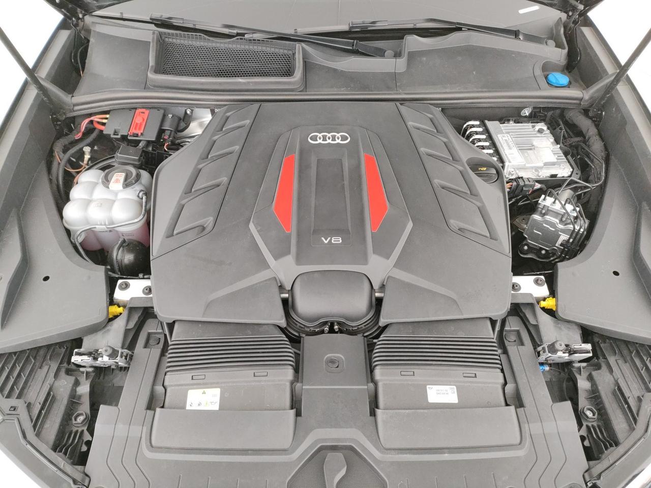 Audi SQ8 s4.0 tfsi quattro tiptronic