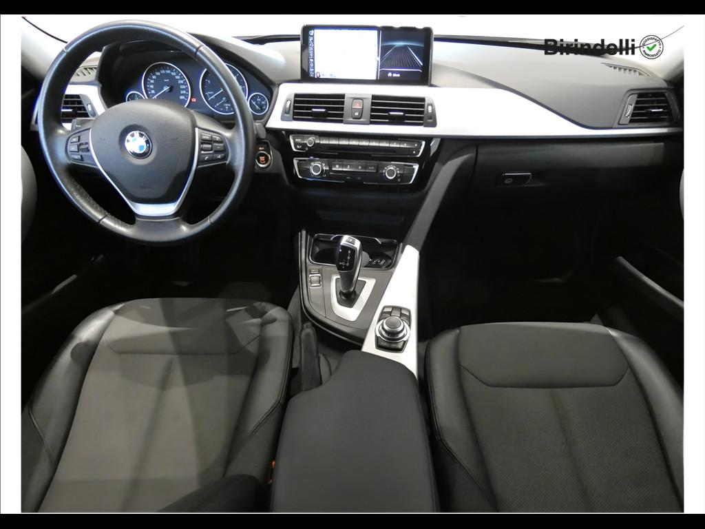 BMW Serie 3 (F30/31) - 318d Touring Business Advantage aut.