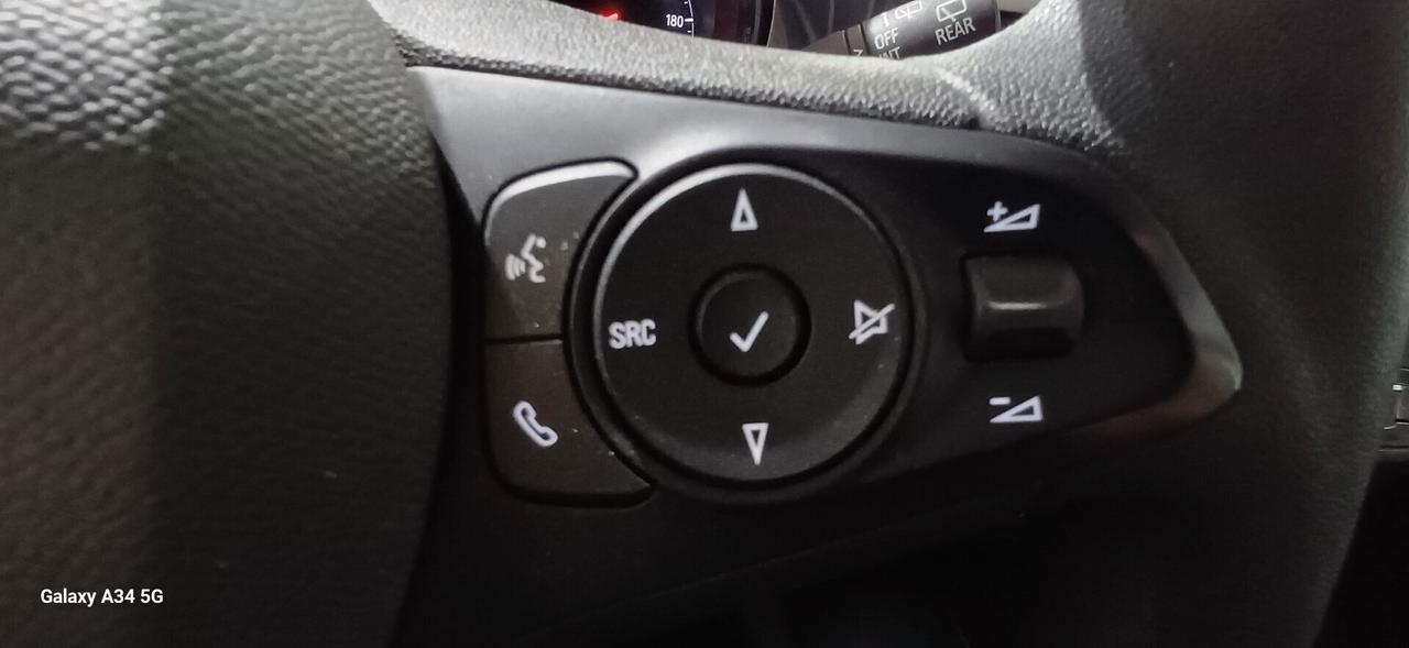 Opel Corsa 1.2 Design & Tech