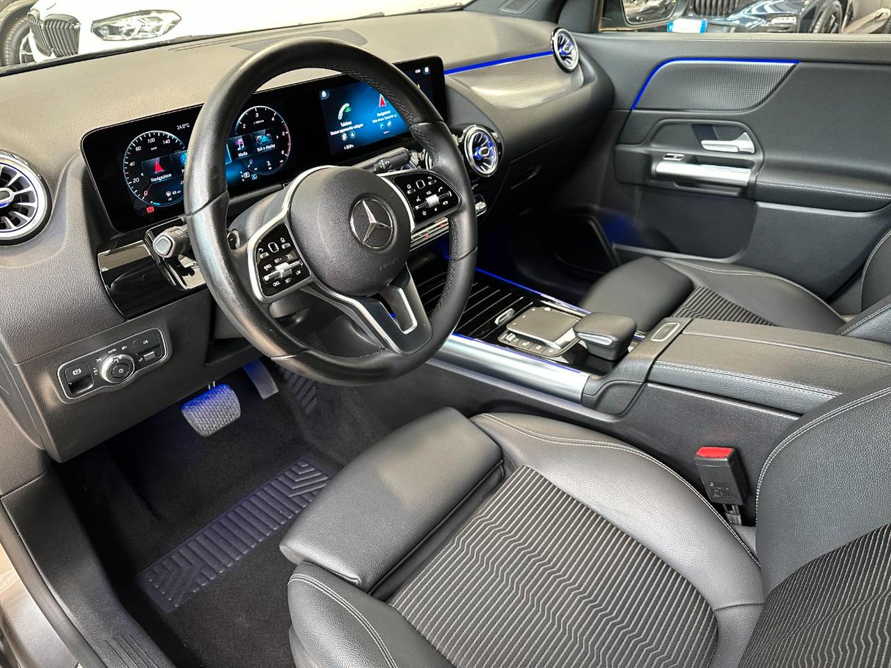 Mercedes GLA 200 d Sport Plus auto-LED-18"-Camera-Carplay-IVA