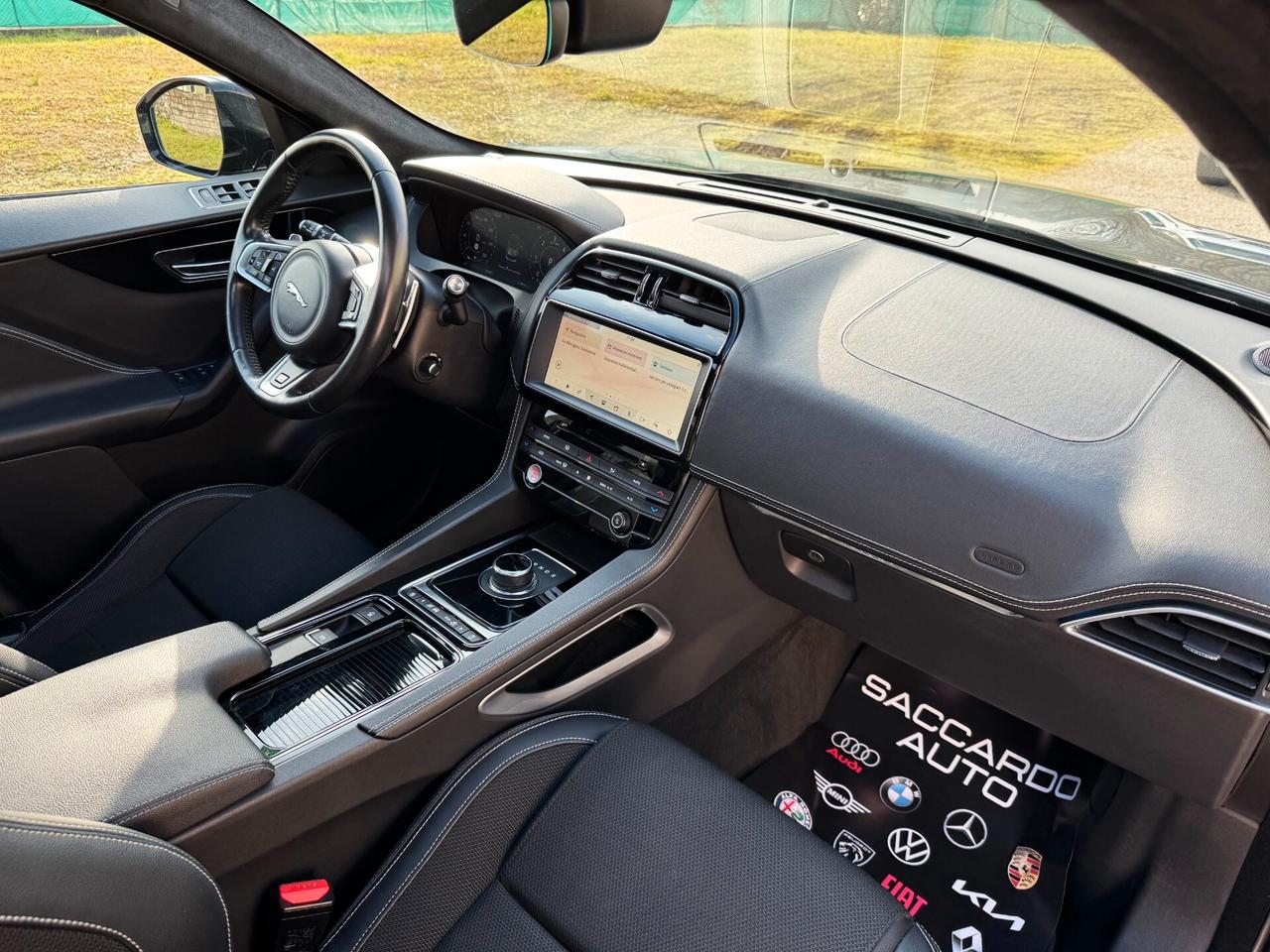 Jaguar F-Pace 2.0 R-Sport AWD 180cv my19 | PREZZO PROMO