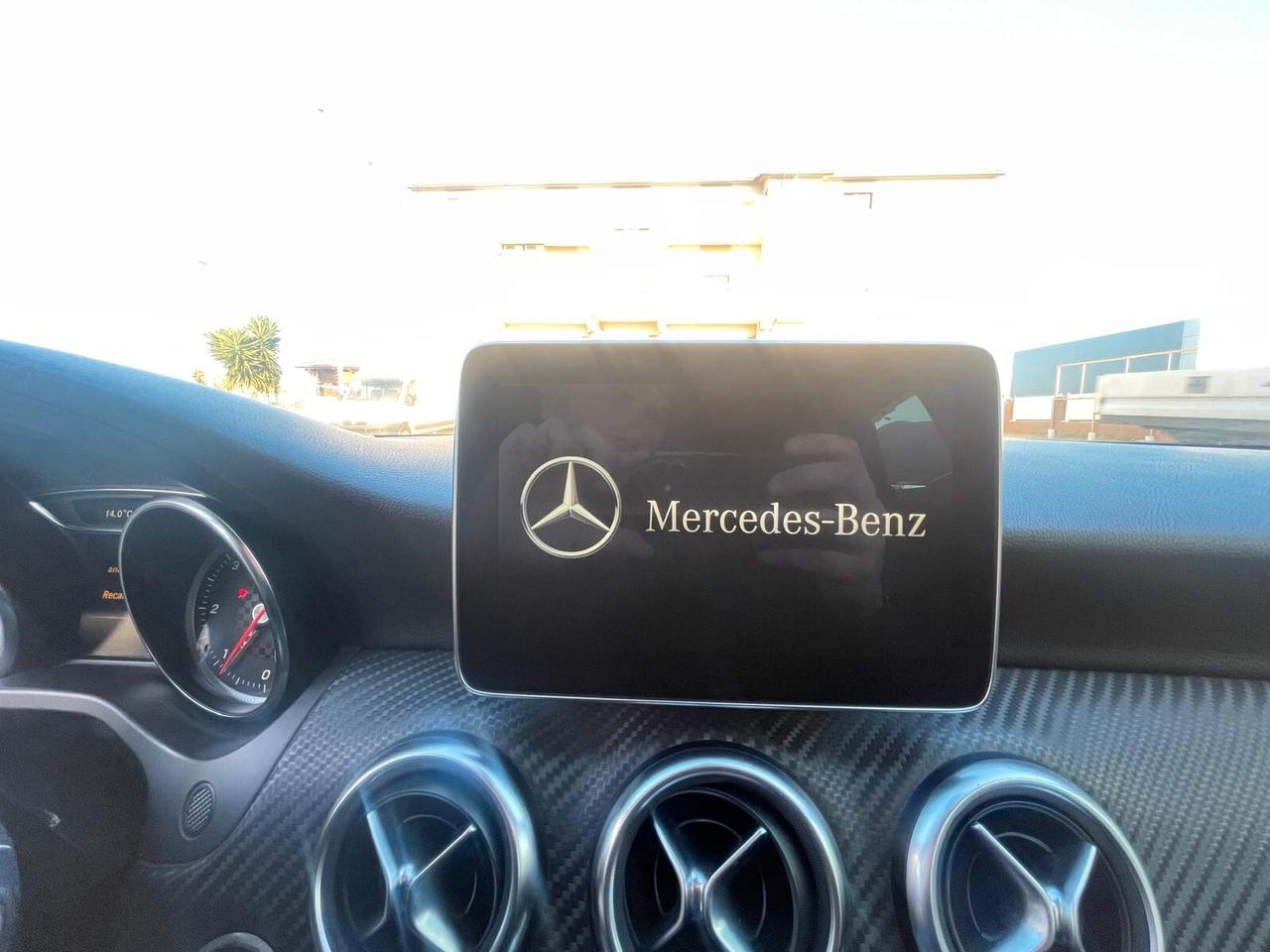 Mercedes-benz A 220 d Automatic Premium AMG