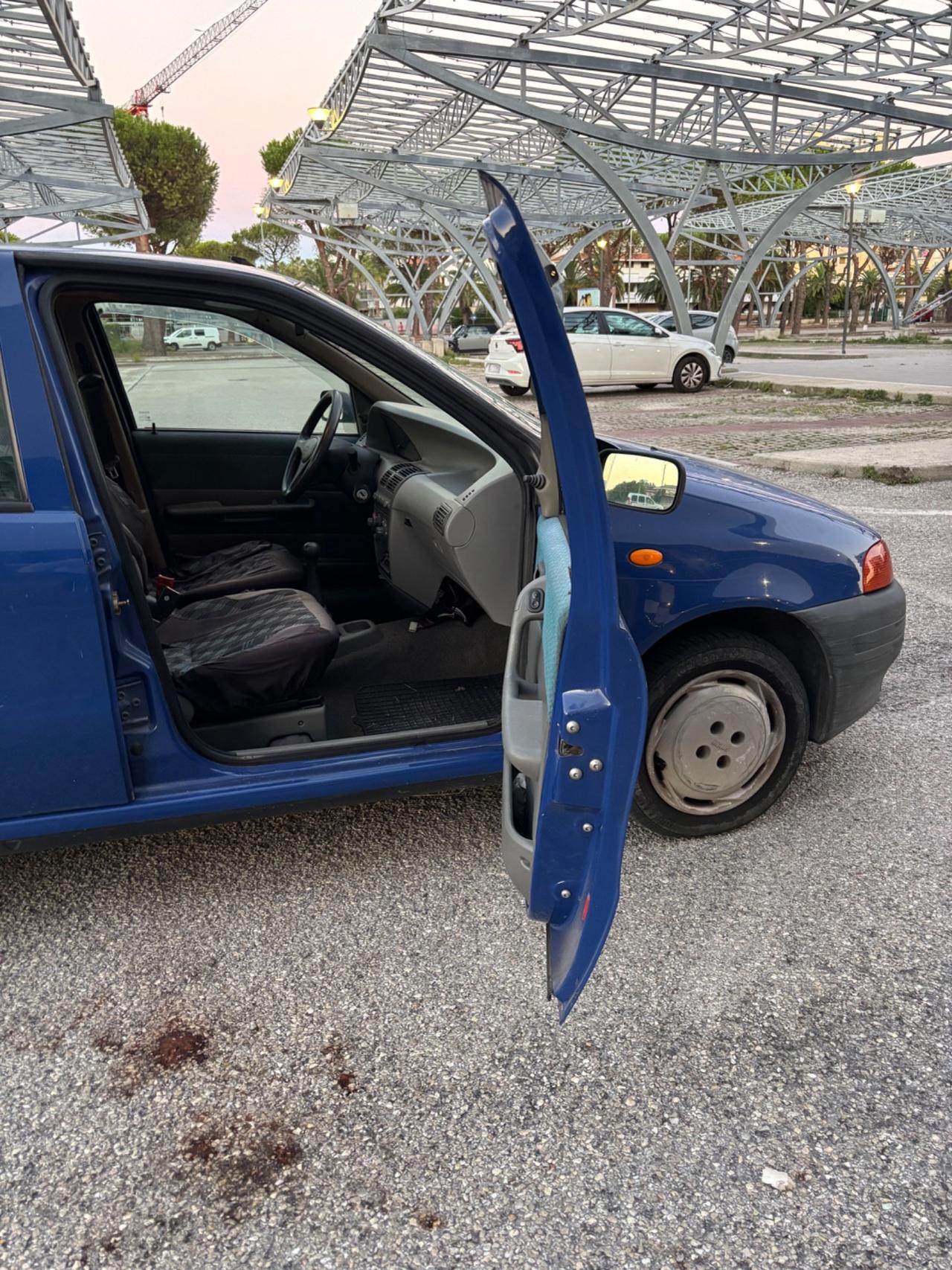 Fiat Punto TRENTENNALE NEOPATENTATI