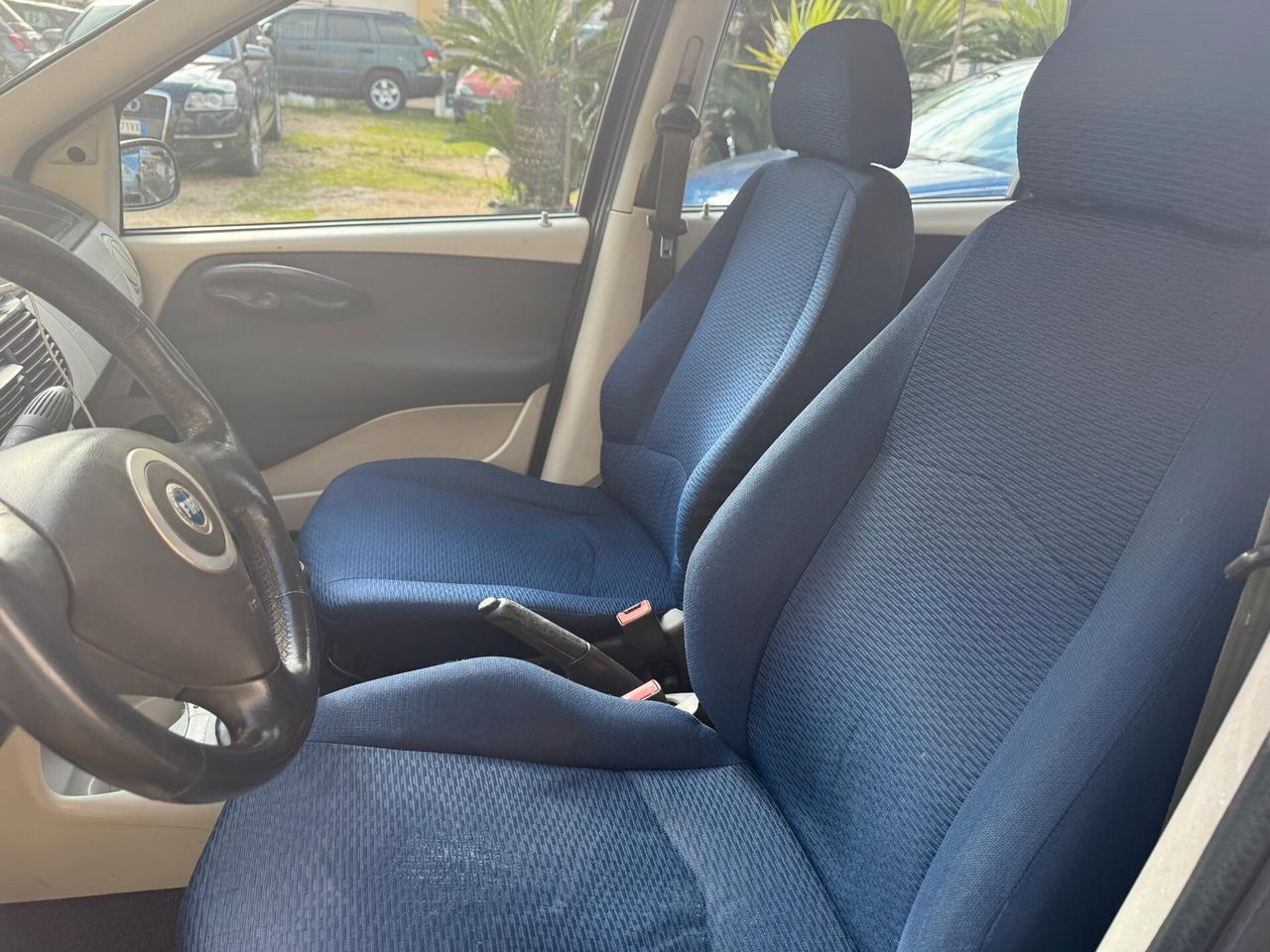 Fiat Punto 1.2i cat 5 porte EL