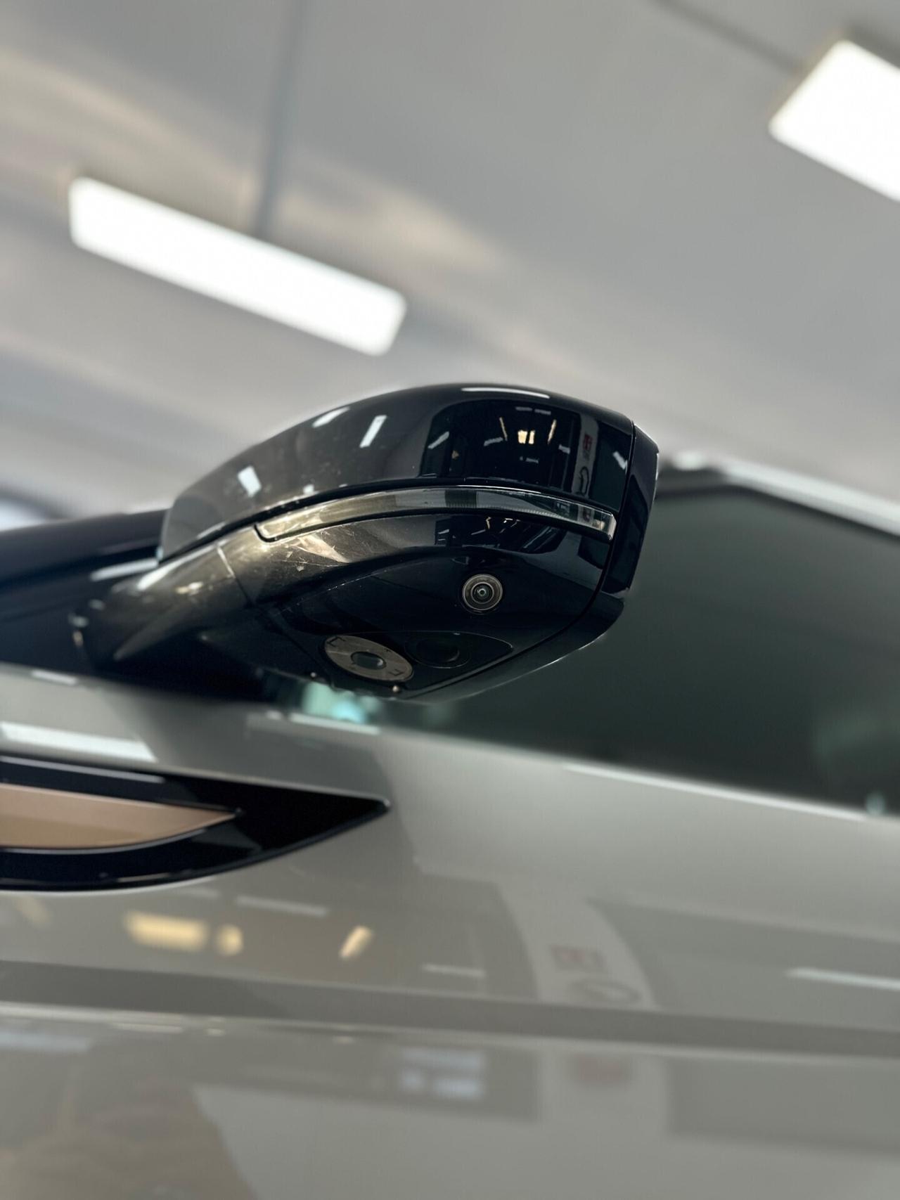 Land Rover Range Evoque 2.0D I4 163 CV AWD Auto R-Dynamic HSE