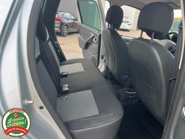 DACIA Duster 1.5 dCi 110CV S&S 4x2 Serie Speciale Lauréate Fami