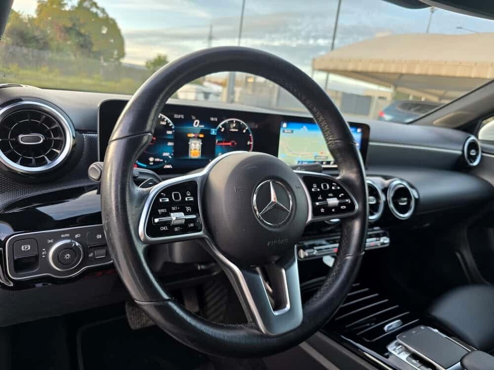 Mercedes-benz A 180 d Automatic Business