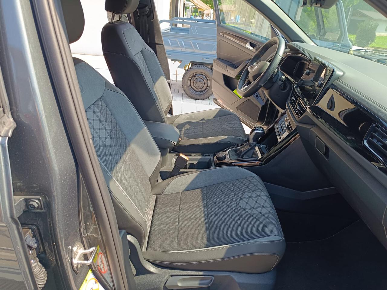 VOLKSWAGEN T-ROC 2.0 TDI 150CV 4MOTION R-LINE 4X4 4WD