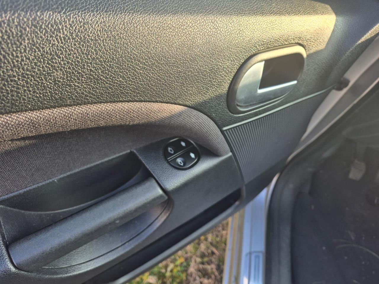 Ford Fiesta 1.2 SOLO 77.800KM