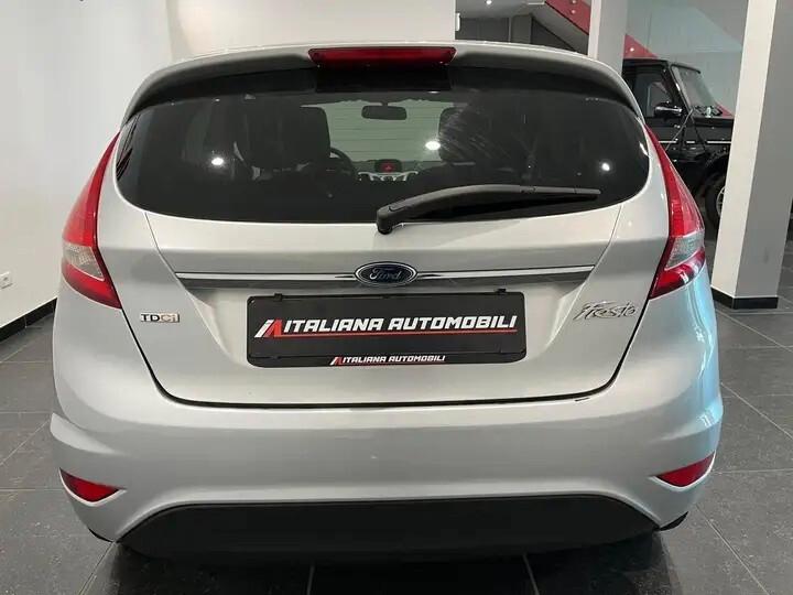 Ford Fiesta 1.4 TDCi 70CV 3 porte Titanium