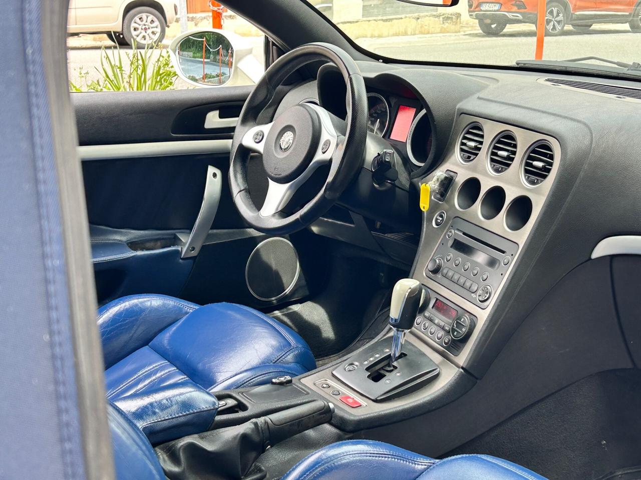 Alfa Romeo Spider 2.4 JTDm 200CV Q-Tronic