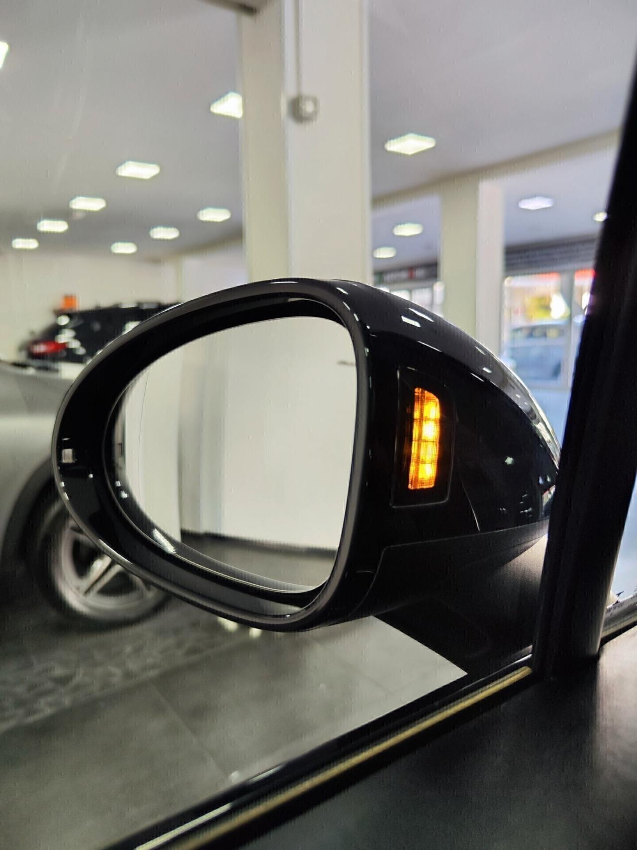 Porsche Macan 2.0 245cv Tetto Led