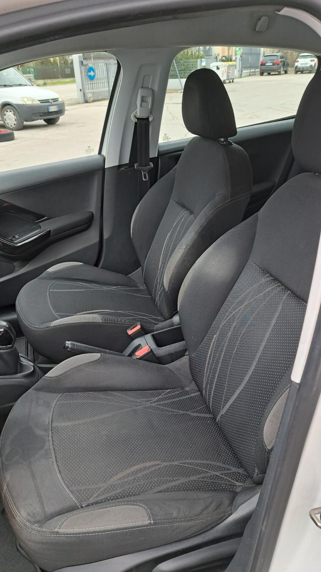 Peugeot 208 1.4 VTi 95 CV 5p. GPL Allure