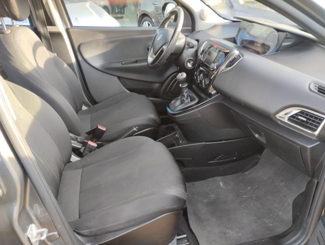 LANCIA Ypsilon 1.0 FireFly 5 porte S&S Hybrid Ecochic Gold