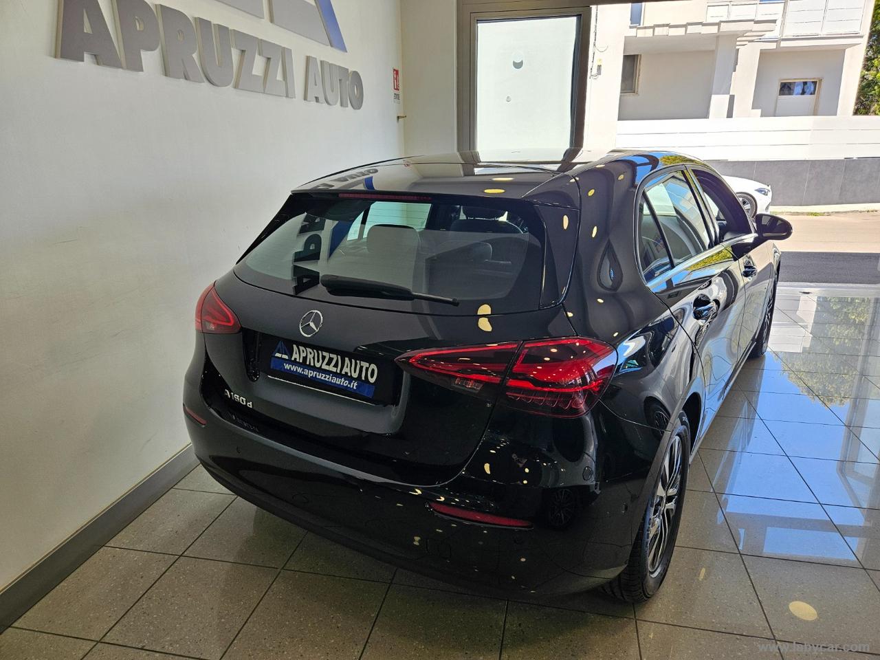 MERCEDES-BENZ A 180 d Automatic Advanced