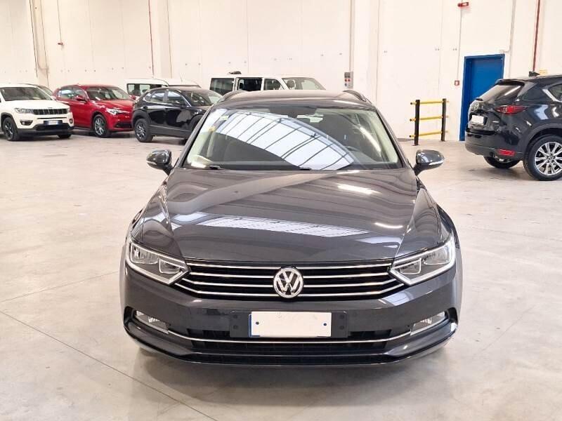 Volkswagen Passat Variant 2.0 TDI DSG Business BlueMotion Tech IVA ESPOSTA