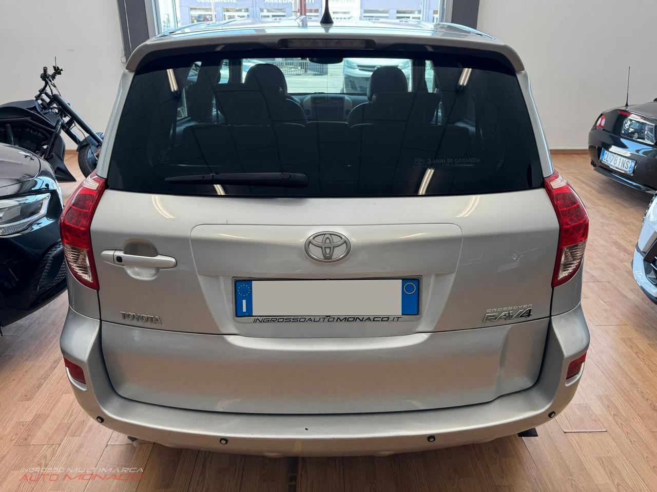 Toyota RAV 2.2 D-4D 177CV Luxury 2008