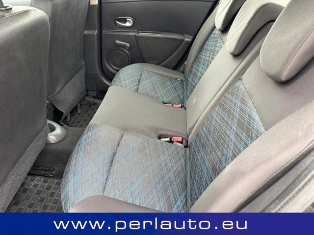 Renault Clio 1.2 16V 5 porte Le Iene