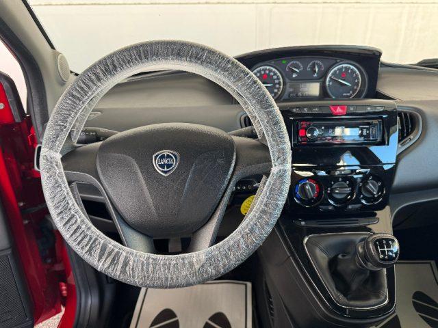 LANCIA Ypsilon 1.2 69 CV 5 porte Platinum