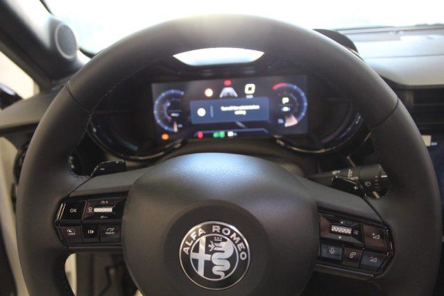ALFA ROMEO Junior 1.2 145 CV Hybrid eDCT6 Speciale-KM0 TETTO APRIBLE