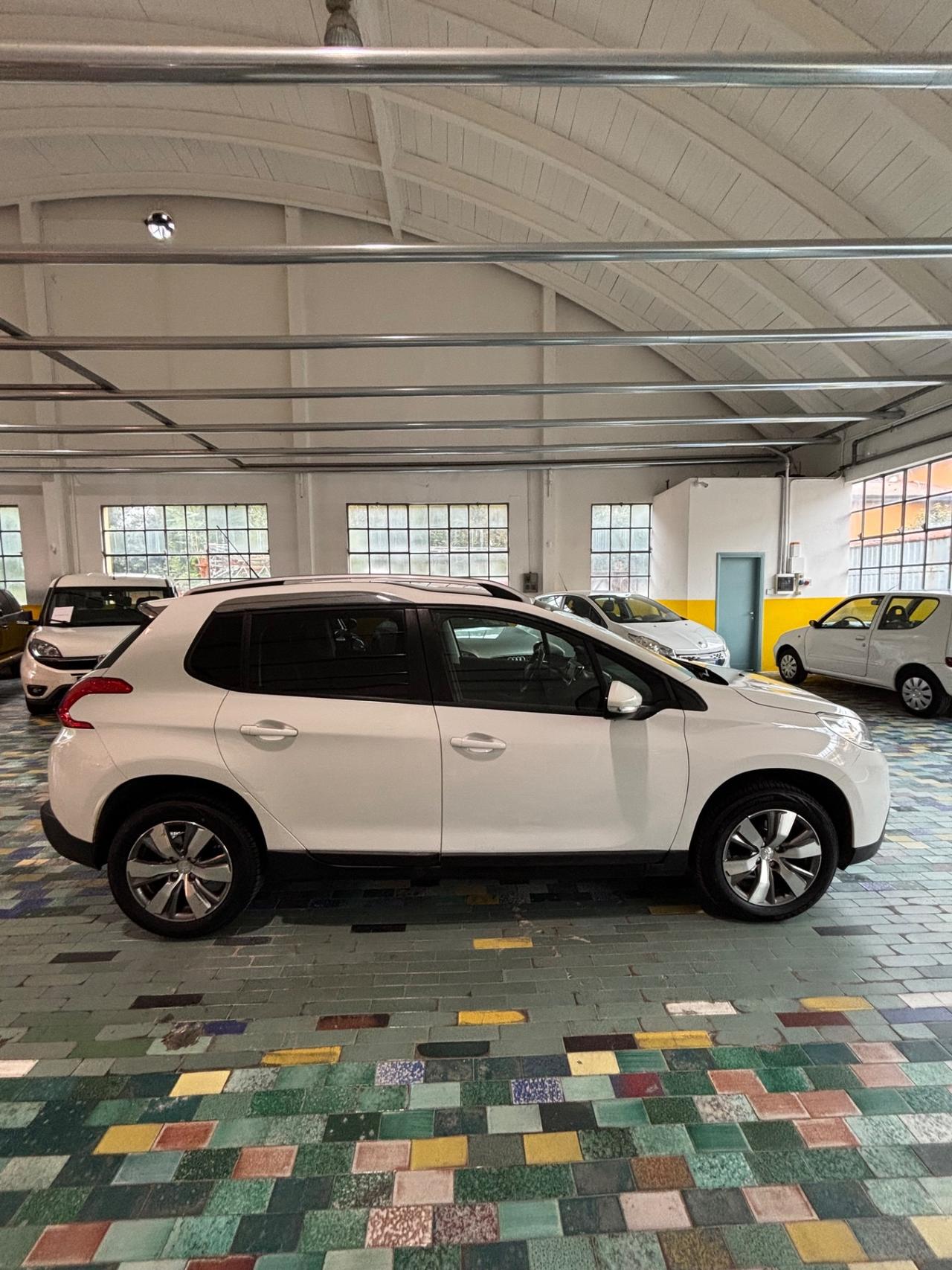 Peugeot 2008 PureTech 82 Active