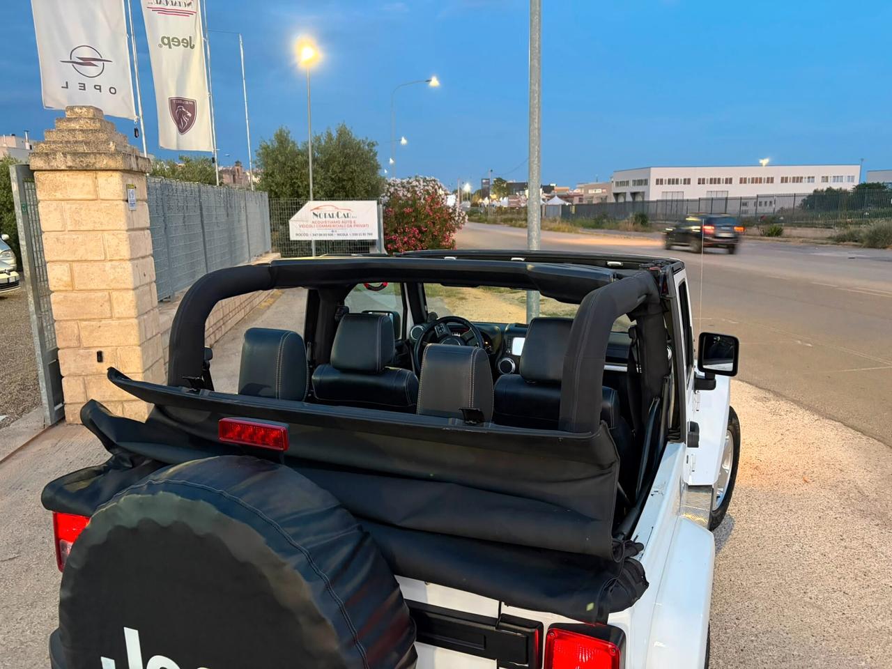 Jeep Wrangler Unlimited 2.8 CRD DPF Sahara Auto