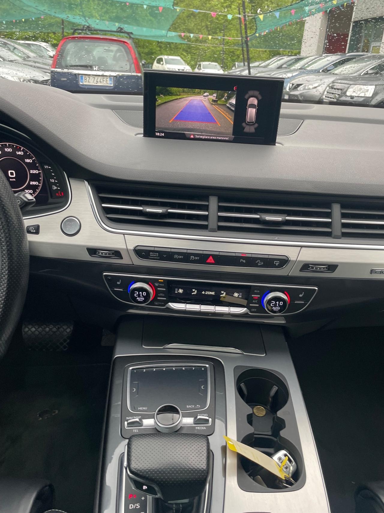 Audi Q7 3.0 TDI 272 CV quattro*Automatik*S line*Tetto*Pelle