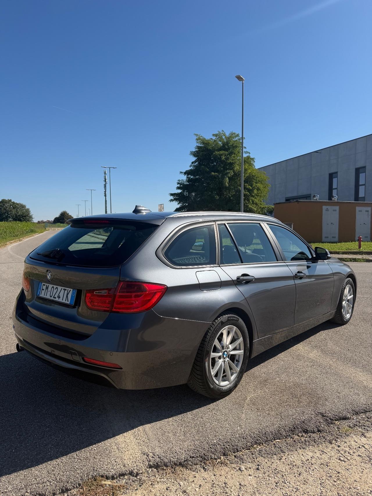 Bmw 118 118d 5p. Business