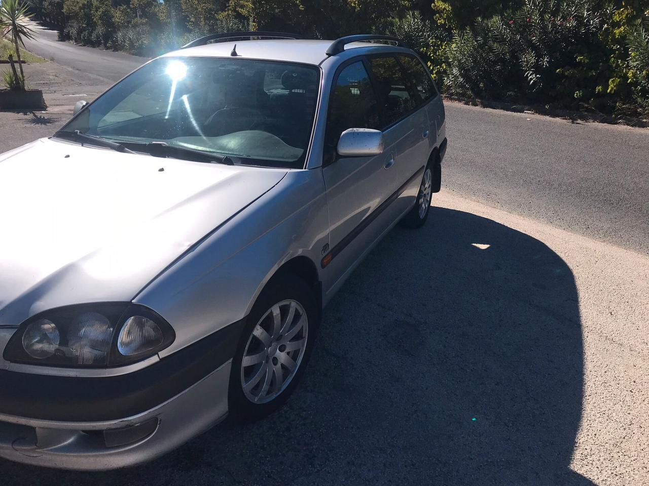 Toyota Avensis 2.0 Tdi D-4D cat Station Wagon Sol