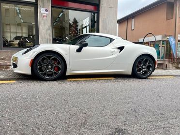 Alfa Romeo 4C LAUNCH EDITION 392/500, 21.300 KM, TAGLIANDATA