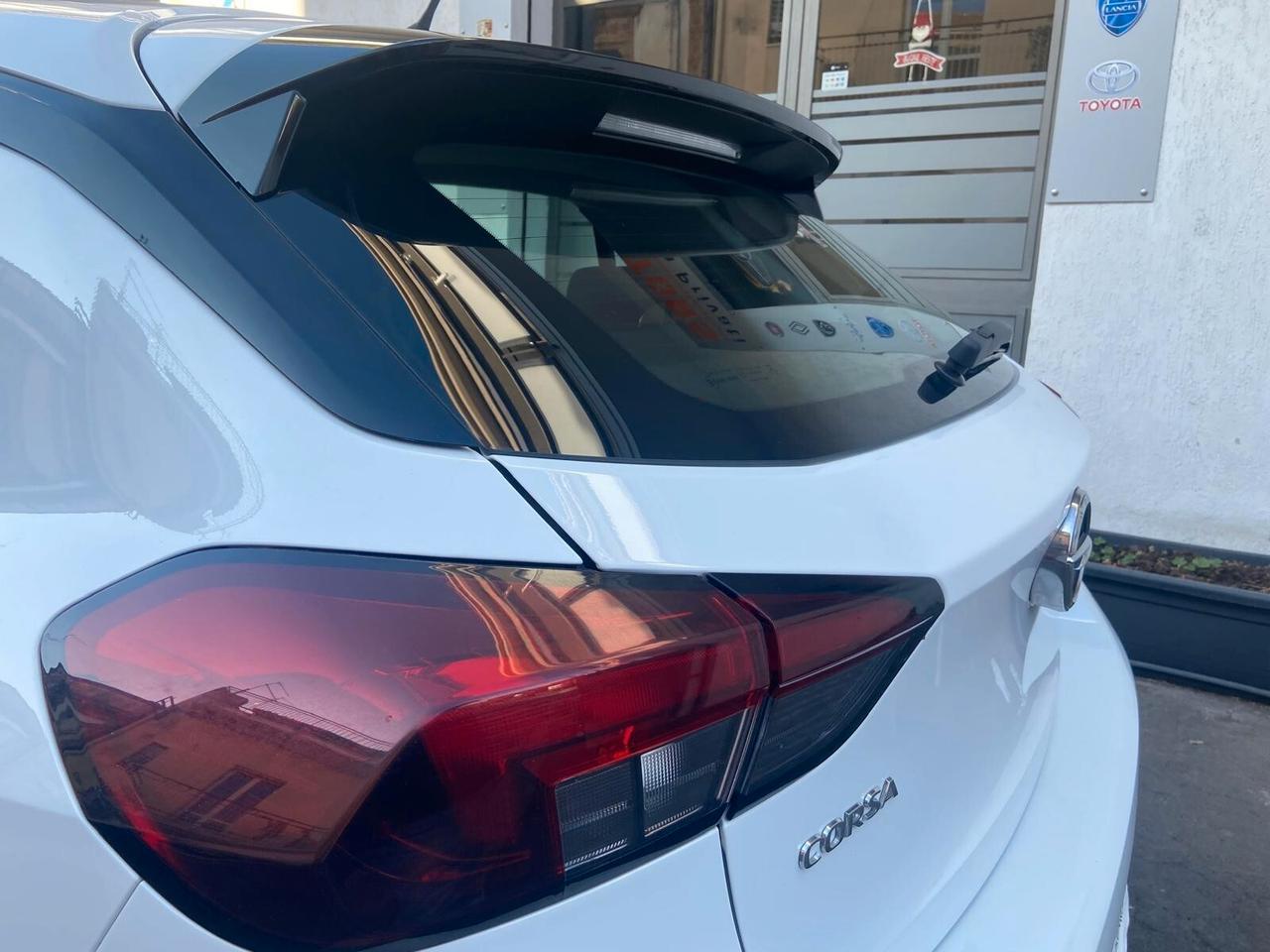 Opel Corsa 1.2 100 CV Elegance