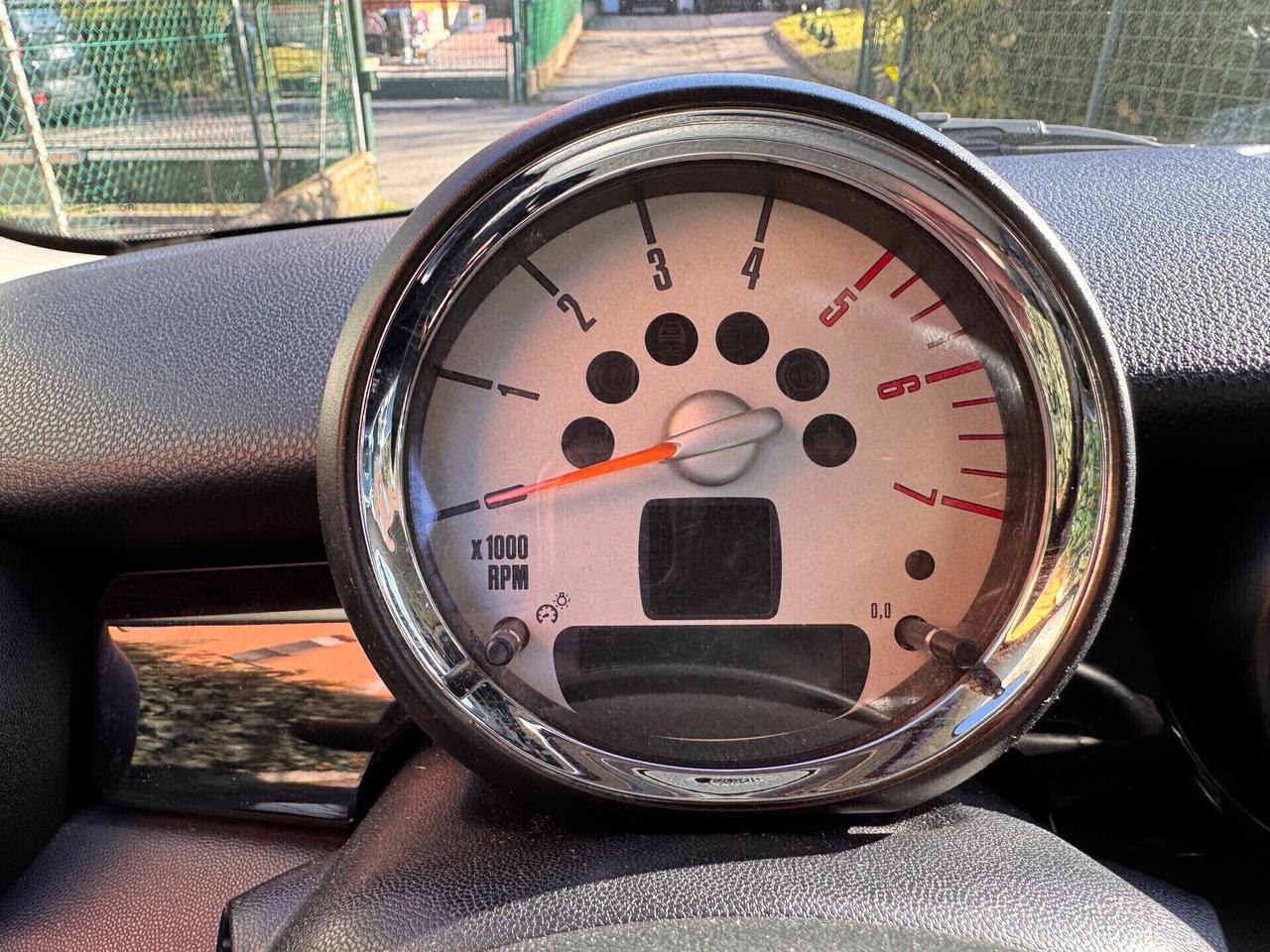 Mini 2.0 16V Cooper D Automatica