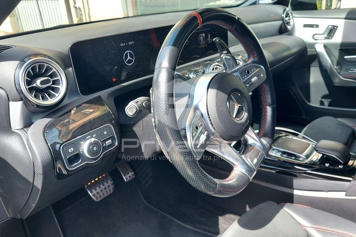 MERCEDES A 35 AMG 4Matic