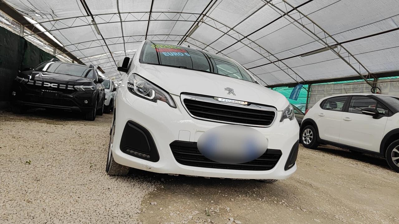 Peugeot 108 1.0 benzina 72cv 2021 usato