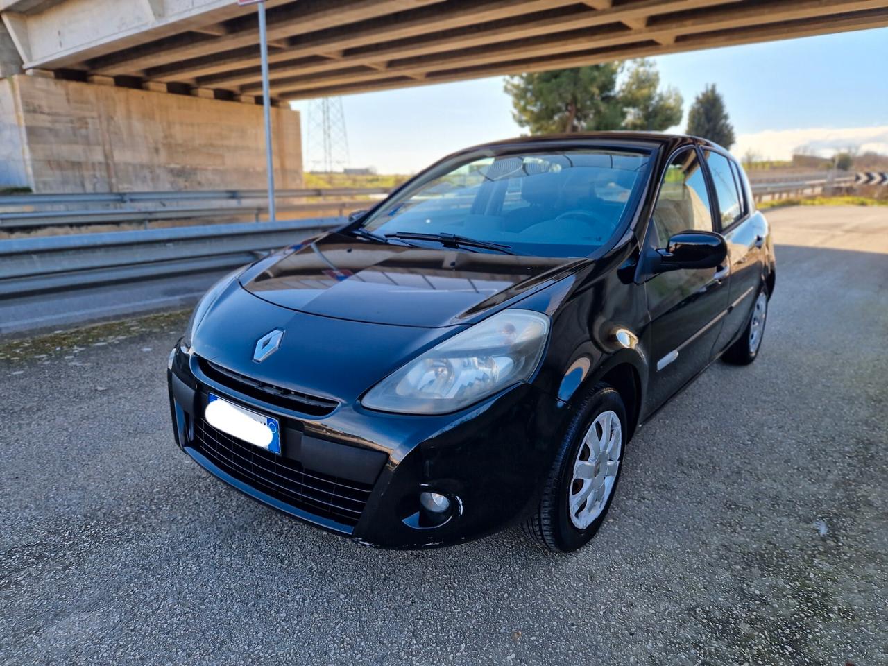 Renault Clio 1.2 16V 5 porte GPL Dynamique