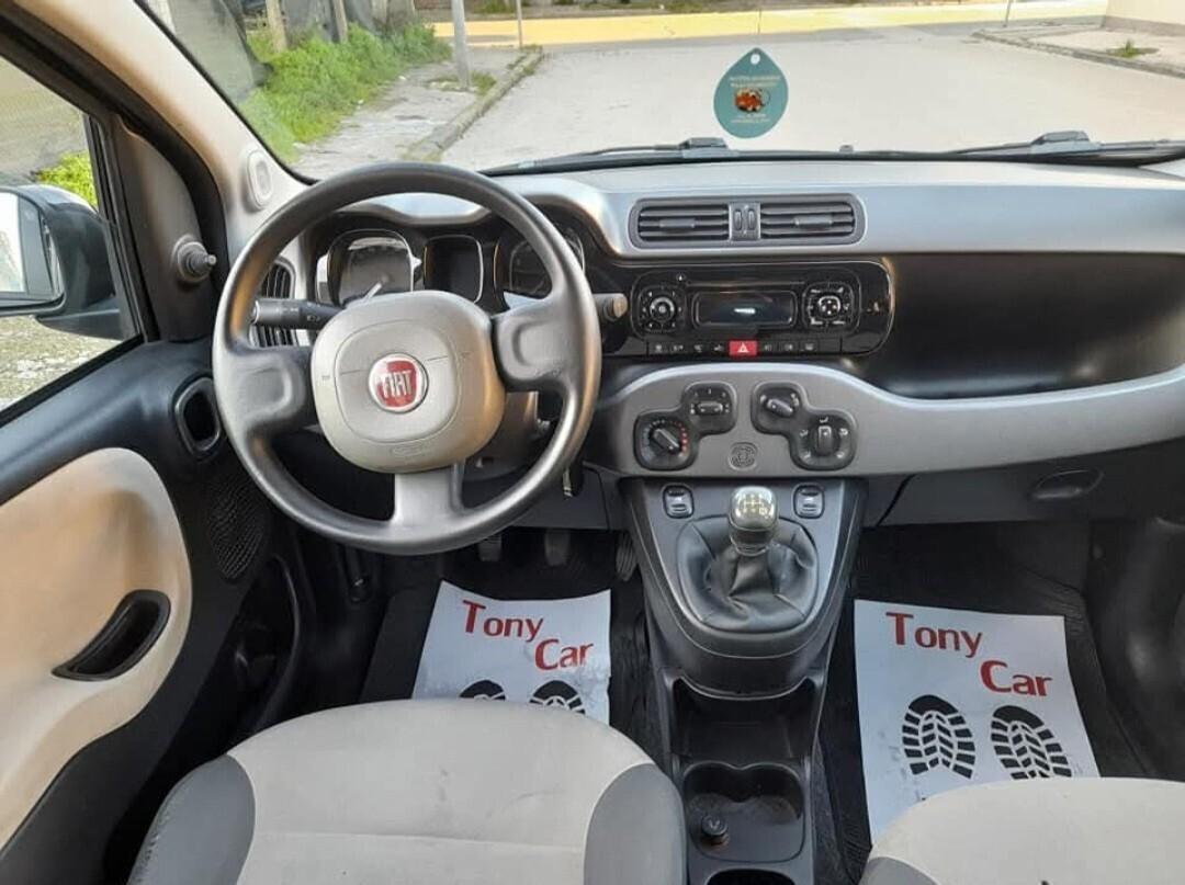 Fiat Panda 1.2 EasyPower Lounge GPL di serie