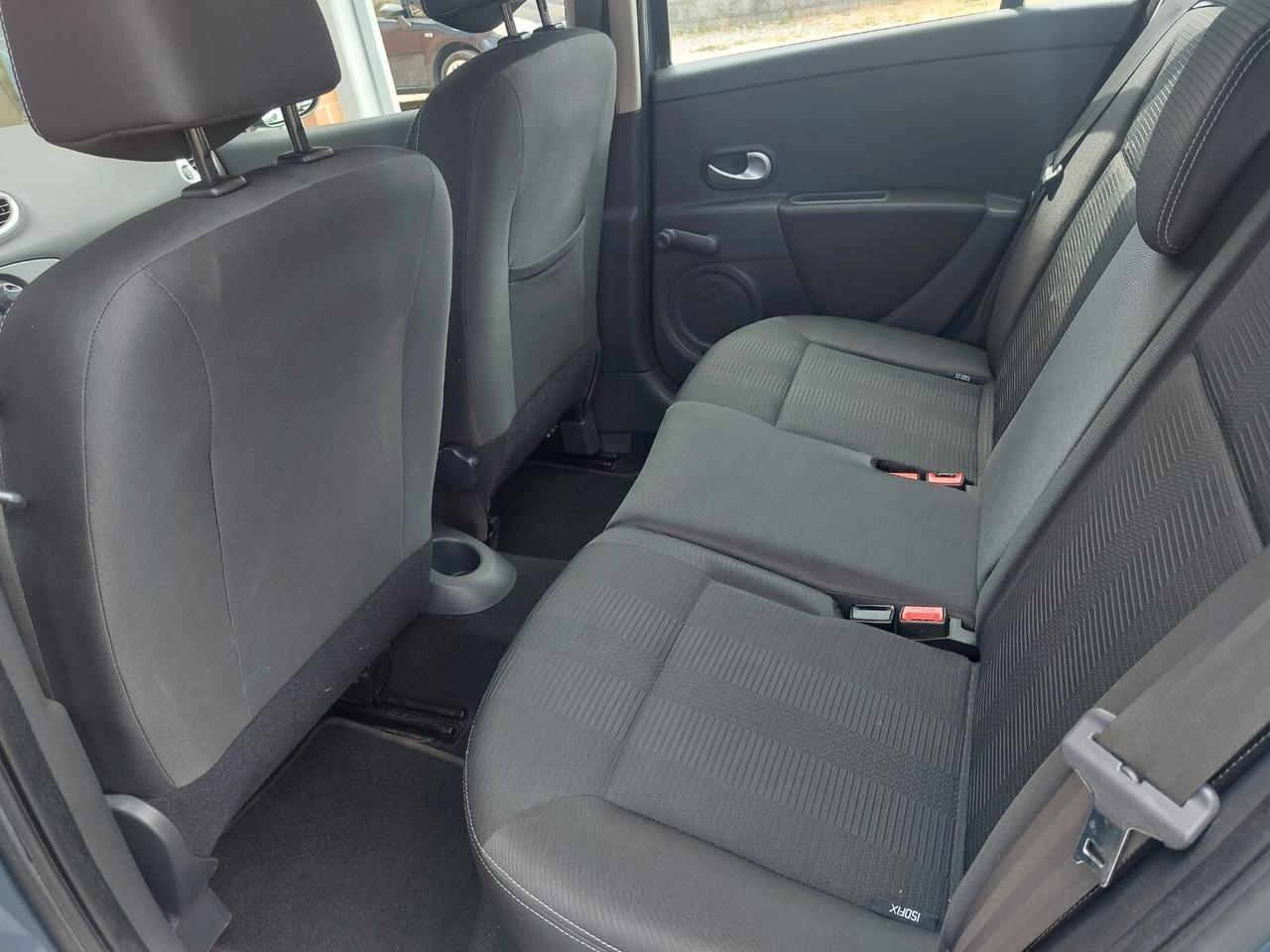 Renault Clio 1.2 16V 5 porte TOM TOM UNICO PROP