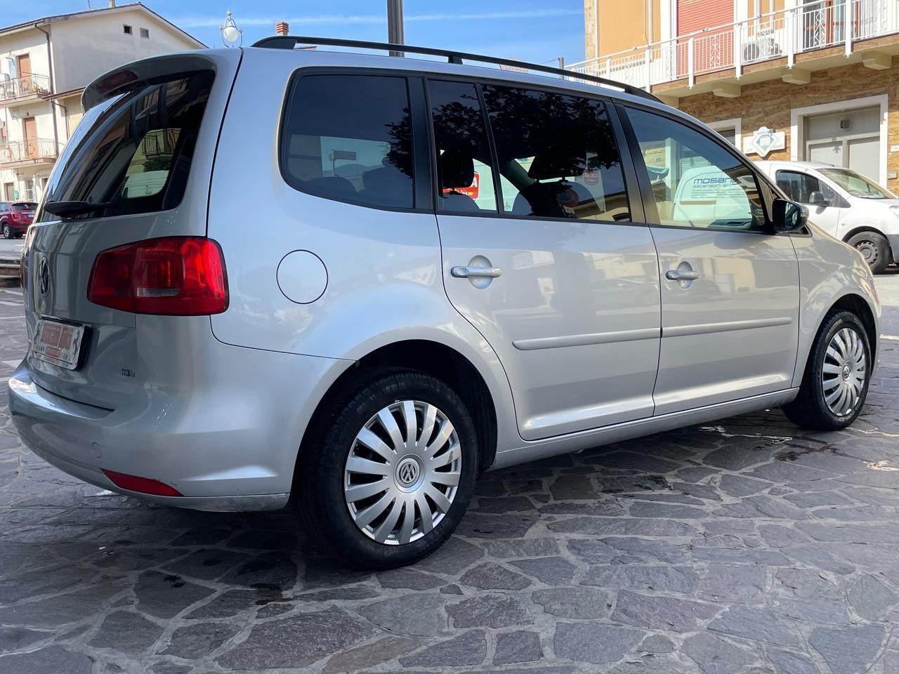 Volkswagen Touran 1.6 TDI DSG Comfortline 7 POSTI