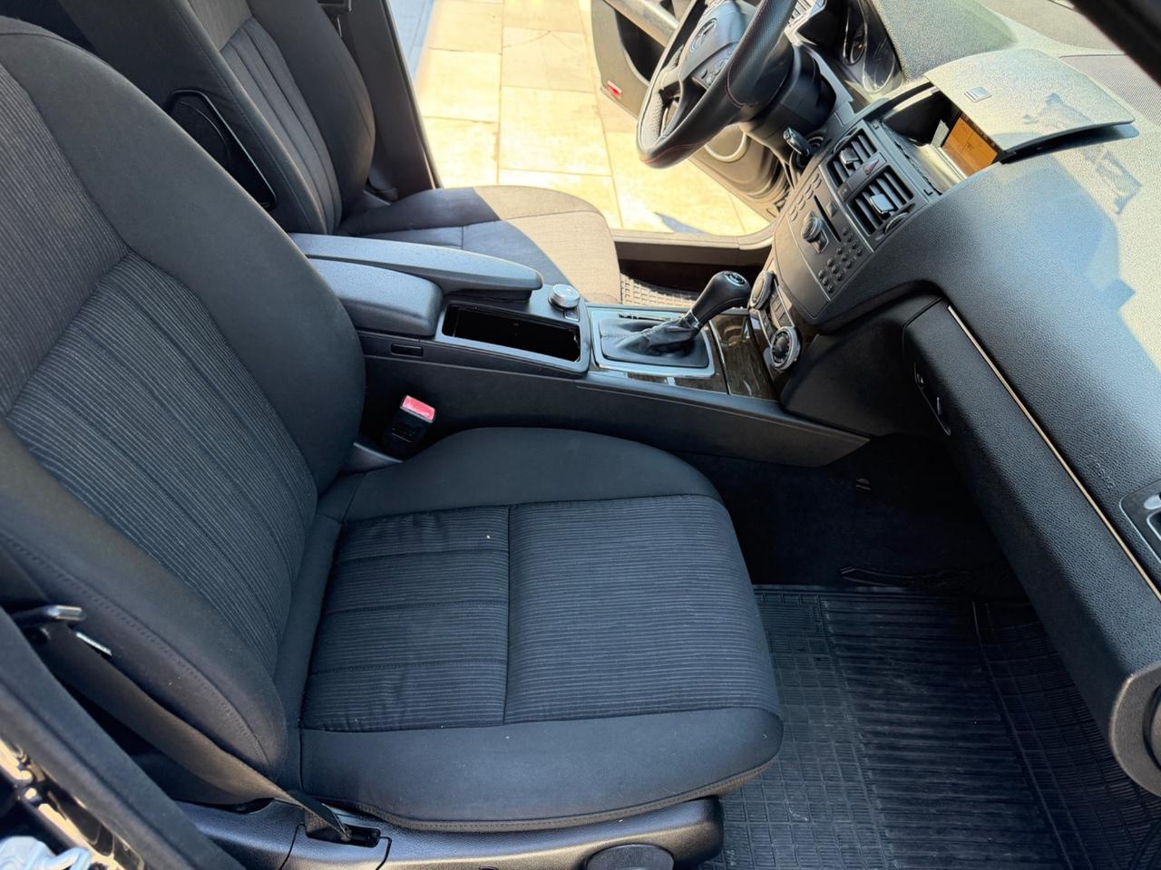 Mercedes-benz C 220 200 CDI BlueEFFICIENCY Elegance
