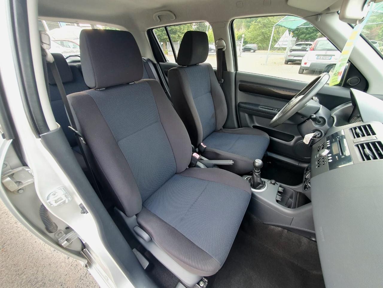 Suzuki Swift 1.3 4x4 5p. GL