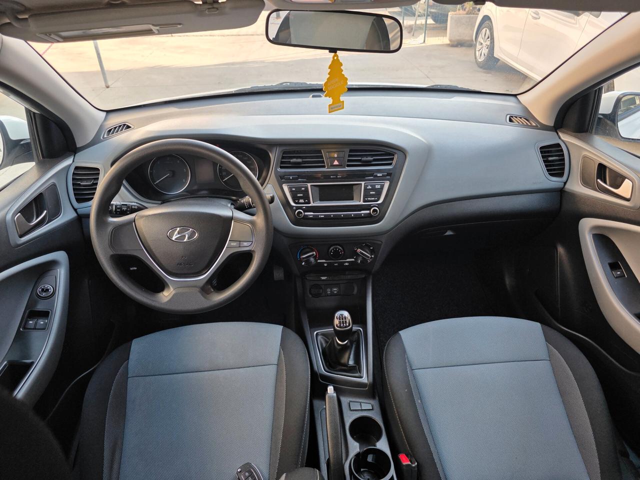 Hyundai i20 1.2 5 porte Tech
