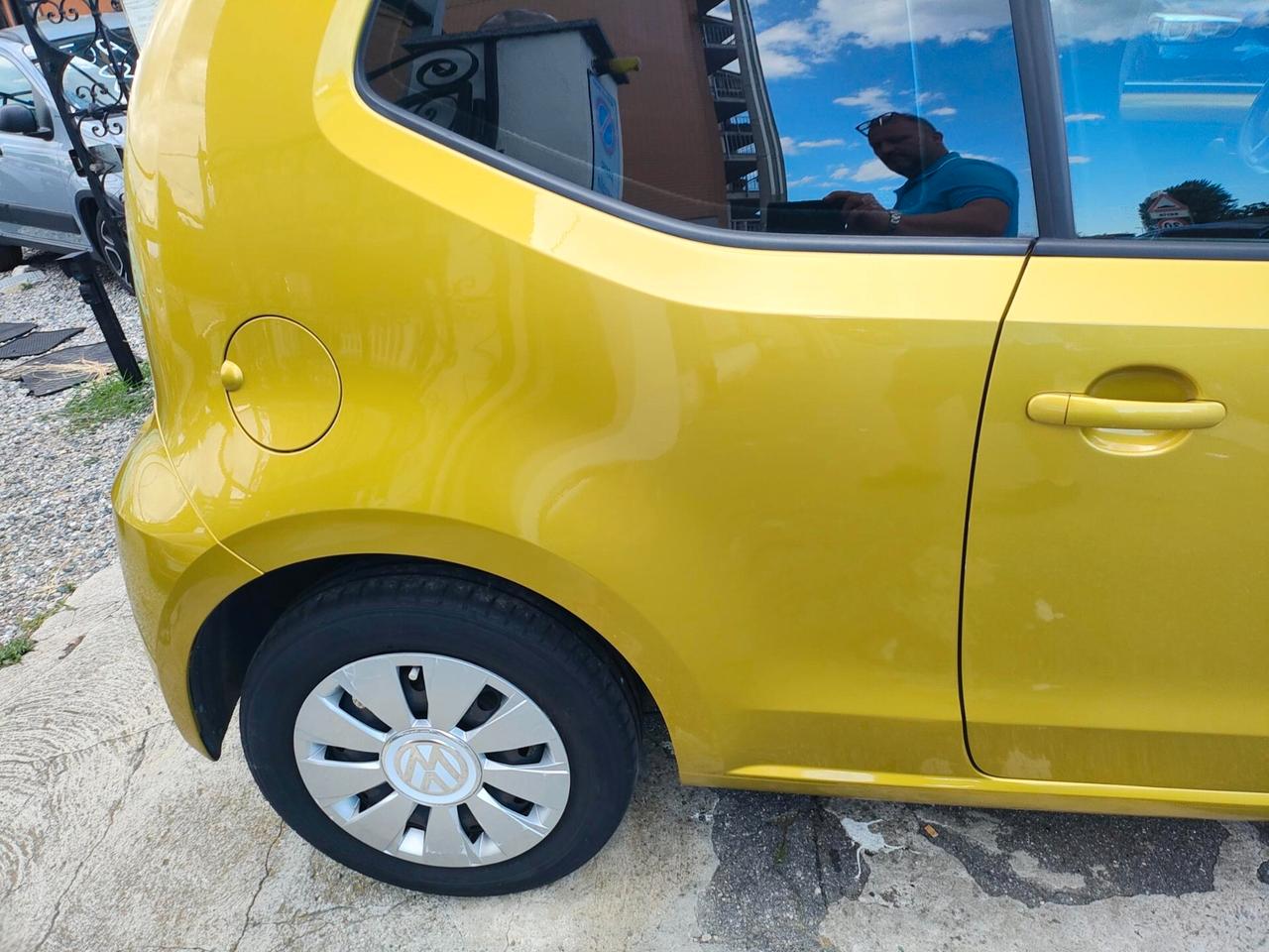 VOLKSWAGEN UP 1.0 60CV KM 96577-2017