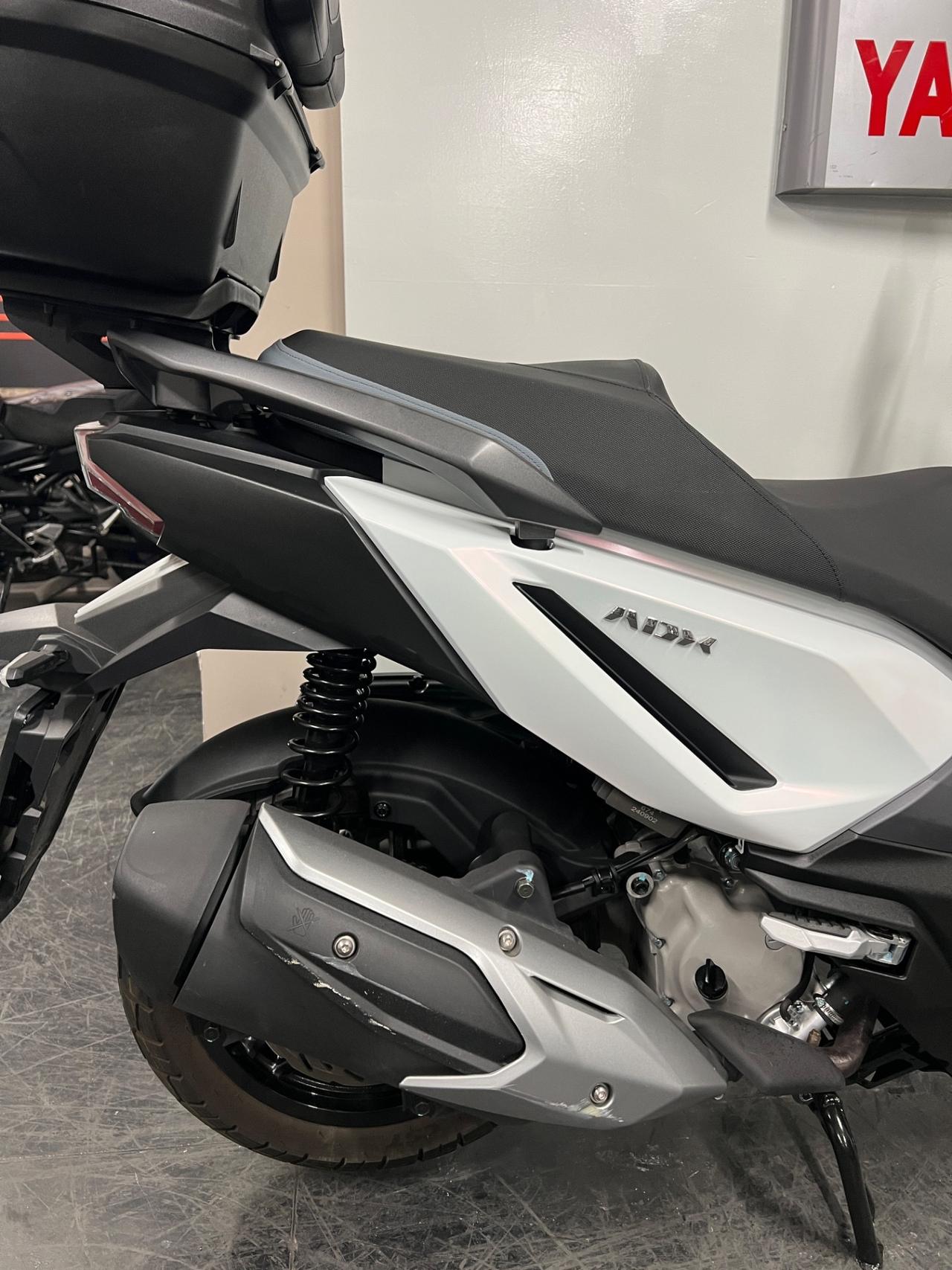 Sym ADX 300