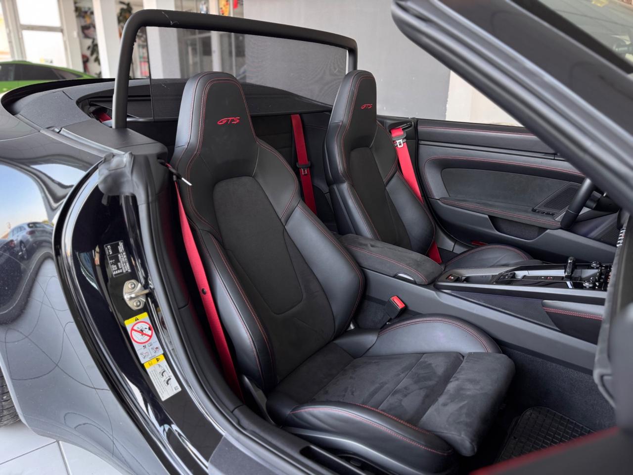 Porsche 911 Carrera 4 GTS Cabriolet * IVA ESP*