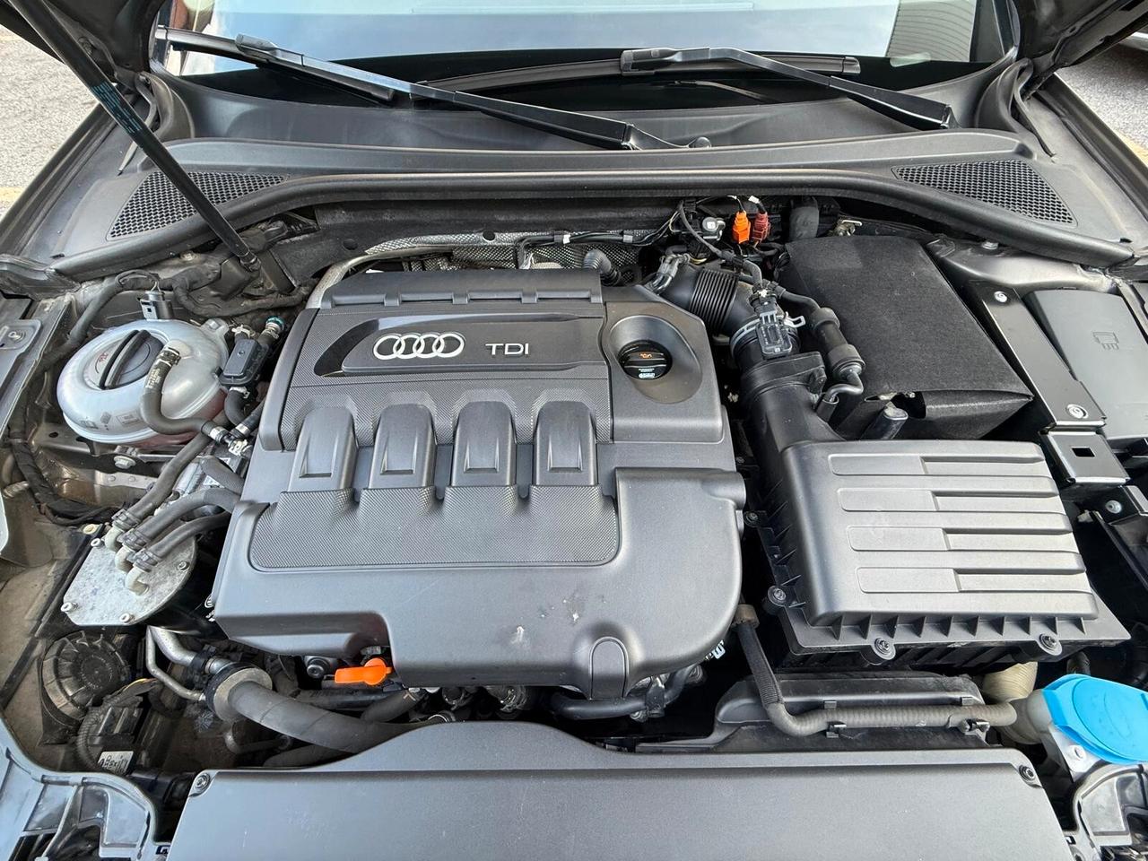 Audi A3 SPB 1.6 TDI 105 CV CR Attraction ***OK PER NUOVI NEOPATENTATI***