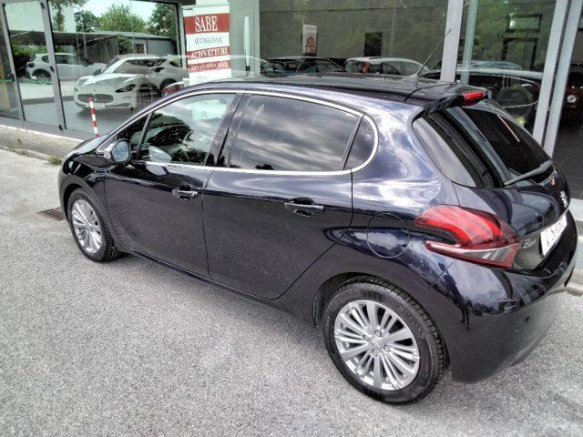 PEUGEOT 208 1° serie PureTech 82 Stop&Start 5 porte Allure