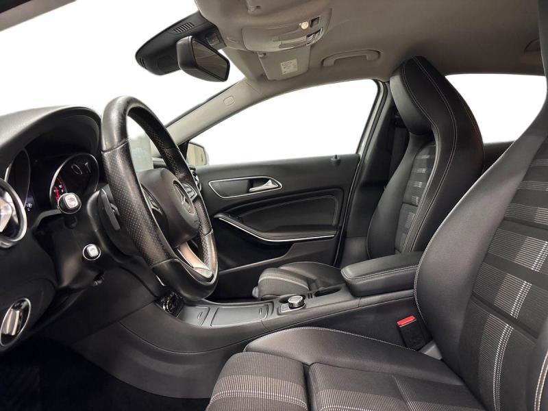 Mercedes GLA 200 200 D Sport 7G-DCT